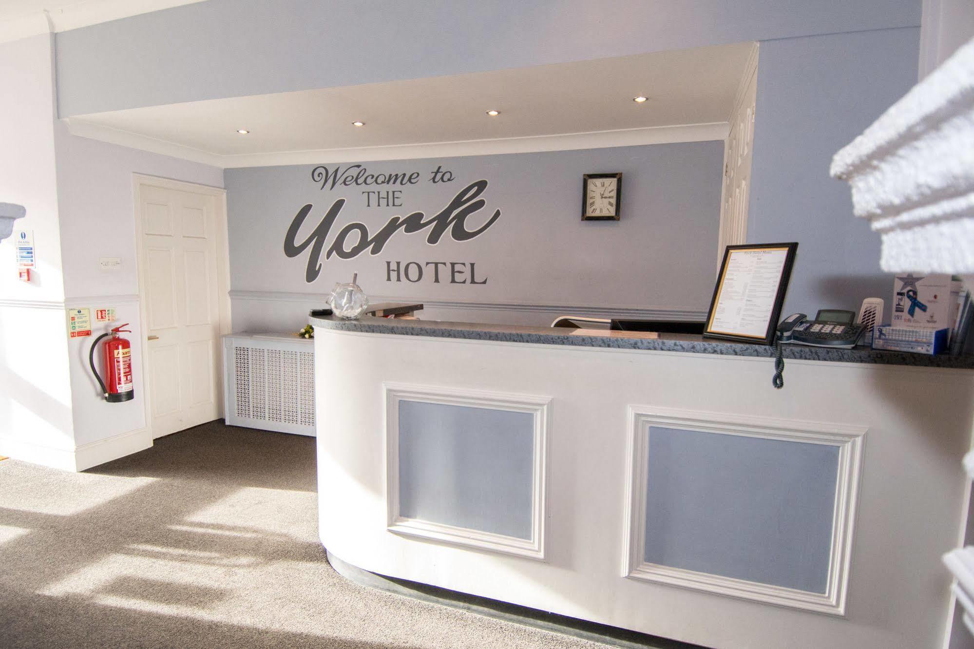 The York Hotel วุลฟ์เวอร์แฮมป์ตัน ภายนอก รูปภาพ